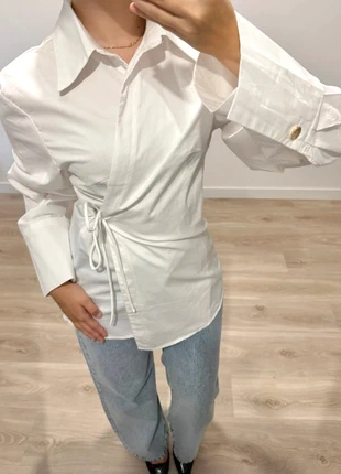 Chemise blanche cache cœur avec boutons dorés, marque: garfey, état: Neuf sans étiquette, taille: M / 38 / 10, 13,00 €, 14,35 € Protection acheteurs incluse