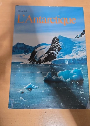 "L'Antarctique" de Victor Stoll, état: Neuf sans étiquette, 5,00 €, 5,95 € Protection acheteurs incluse