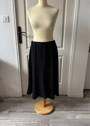 Jupe midi noire fluide – Taille élastique – Viscose & maille stretch, estado: Muito bom, tamanho: L / 40 / 12, €18.00, €19.60 inclui Proteção do Comprador