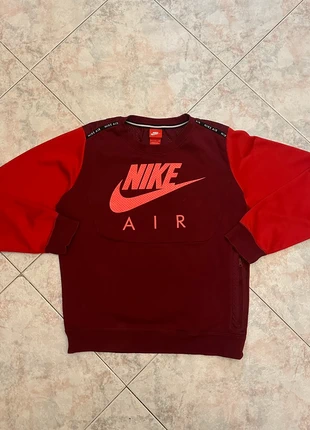 Maglietta Nike Rossa a Maniche Lunghe Taglia S, marke: Nike, zustand: Sehr gut, größe: S, 13,57 €, 14,95 € inklusive Vinted-Käuferschutz
