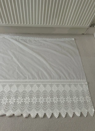 Lace curtain, brand: Lace, condition: Very good, size: Up to 149 cm, £3.00, £3.85 includes Buyer Protection