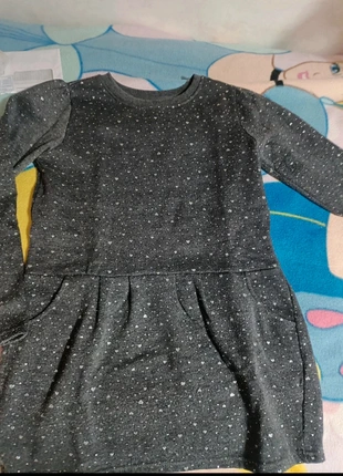 Felpa grigia bambina, brand: Piazza Italia, condizioni: Ottime, taglia: 8 anni / 128 cm, €6.90, €7.95 include la Protezione acquisti