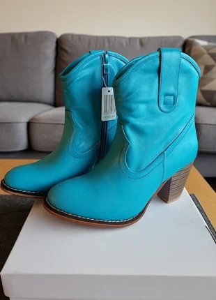 Bottines western bleues à talon – Neuves avec étiquettes, staat: Nieuw zonder prijskaartje, maat: 37, € 19,95, € 21,65 inclusief Kopersbescherming