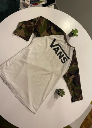T-shirt VANS manches 3/4 blanc et Camo, marque: Vans, état: Très bon état, taille: S, 10,00 €, 11,20 € Protection acheteurs incluse