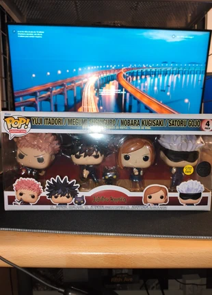 Figurine pop Jujutsu kaisen - Pack 4, marque: Jujutsu Kaisen, état: Très bon état, taille: Taille unique, 30,00 €, 32,20 € Protection acheteurs incluse