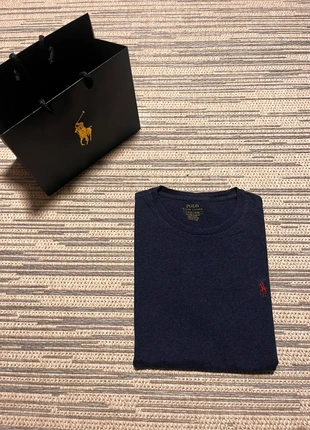 T-shirt Ralph Lauren gris foncé, brand: Ralph Lauren, condition: Very good, size: S, €20.00, €21.70 includes Buyer Protection