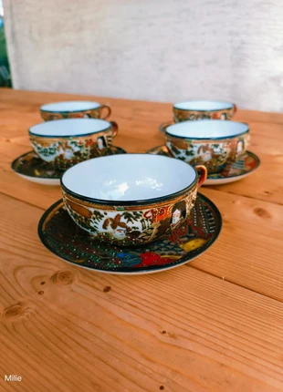 Service à thé japonais ancien Satsuma Moriage – 5 tasses + 5 soucoupes – Très bon état, brand: SATSUMA, condizioni: Ottime, €89.00, €94.15 include la Protezione acquisti