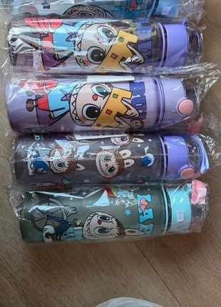 Labubu drinkbekers in verpakking, merk: POPMART, staat: Nieuw met prijskaartje, € 8,00, € 9,10 inclusief Kopersbescherming