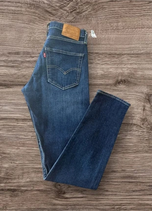 Jean 512 levi’s premium 6383, brand: Levi's, condition: Very good, size: W31, €44.90, €47.85 includes Buyer Protection Pro