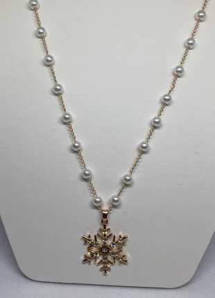 Elegant Pearl Beaded Gold Chain Necklace with Crystal Snowflake Pendant - Festive!, brand: Oliver Bonas, condition: Very good, £12.99, £14.34 includes Buyer Protection Pro