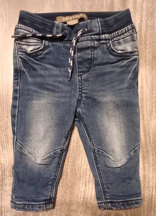 Jeans garçon, marke: Primark, zustand: Sehr gut, größe: 6-9 Monate / 68, 2,00 €, 2,80 € inklusive Vinted-Käuferschutz