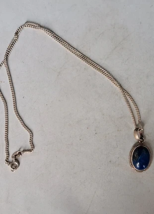 Zilveren ketting met lapis lazuli hanger zilver gemerkt, merk: ZILVER, staat: Goed, € 19,50, € 21,18 inclusief Kopersbescherming