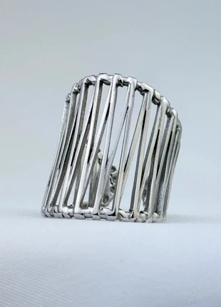 Bague Argentée Ouverte Design Graphique Élégant Et Rétro, marque: CHROME, état: Très bon état, taille: Ajustable, 12,00 €, 13,30 € Protection acheteurs (Pro) incluse