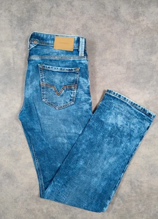 Jean diesel homme vintage bleu délavé larkee coupe droite W33 L32, marque: Diesel, état: Très bon état, taille: W33 | FR 42, 29,90 €, 32,10 € Protection acheteurs incluse