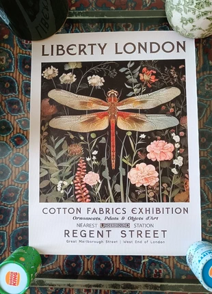 Affiche Liberty London 30x40cm, état: Très bon état, 14,00 €, 15,40 € Protection acheteurs incluse