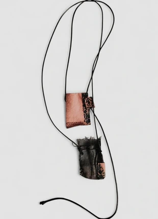 Upcycled amulet pouch necklace, brand: Japan Style, condizioni: Nuovo con cartellino, €28.00, €30.10 include la Protezione acquisti