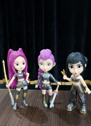 K pop demon hunters mini figuras, marca: K-pop demon hunters, estado: Novo sem etiquetas, tamanho: Tamanho único, €15.00, €16.45 inclui Proteção do Comprador