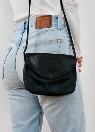 Tula Women’s Black Genuine Leather Cross Body Shoulder Bag, brand: Tula, condition: Very good, £15.00, £16.45 includes Buyer Protection