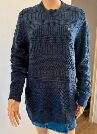 Pull Tommy Hilfiger marine - Taille M - Femme, marque: Tommy Hilfiger, état: Très bon état, taille: M / 38 / 10, 19,90 €, 21,60 € Protection acheteurs incluse