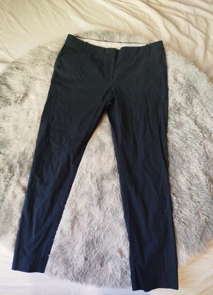 Pantalon Lacoste bleu marine - Taille 42 - 98% cotton, marque: Lacoste, état: Très bon état, taille: XL / 42 / 14, 20,00 €, 21,70 € Protection acheteurs incluse