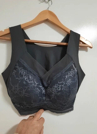 Topje, merk: geen merk, staat: Heel goed, maat: XL / 42 / 14, € 1,50, € 2,28 inclusief Kopersbescherming