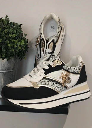 Baskets abeille, brand: sans marque, condition: New with tags, size: 39, €20.00, €21.70 includes Buyer Protection