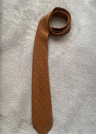 Cravate Givenchy Gentleman Paris, Marron motif pointillés rouges, brand: Givenchy, condition: Very good, €22.00, €23.80 includes Buyer Protection