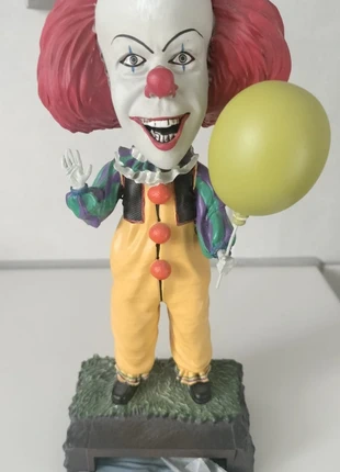 Neca Bobble Head Pennywise, merk: NECA, staat: Nieuw zonder prijskaartje, maat: Universeel, € 40,00, € 42,70 inclusief Kopersbescherming