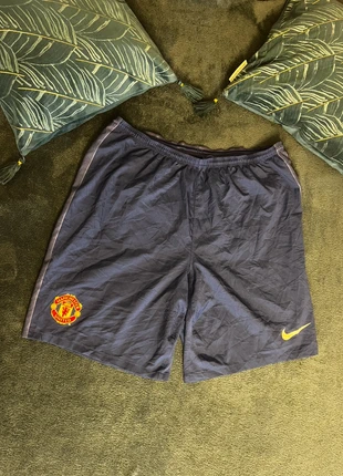 Short de sport Nike Manchester United homme bleu marine taille L, marque: Nike, état: Très bon état, taille: L, 12,00 €, 13,30 € Protection acheteurs incluse