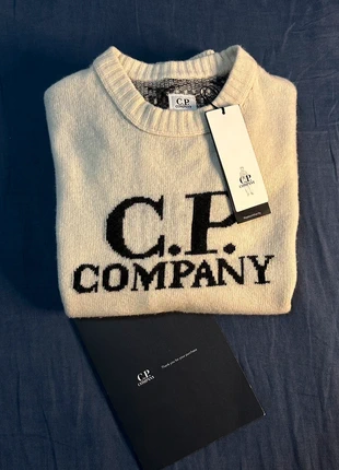 Pull en laine cp company beige taille S/46 en très bon état, brand: C.P. Company, condition: Very good, size: S, €220.00, €231.70 includes Buyer Protection