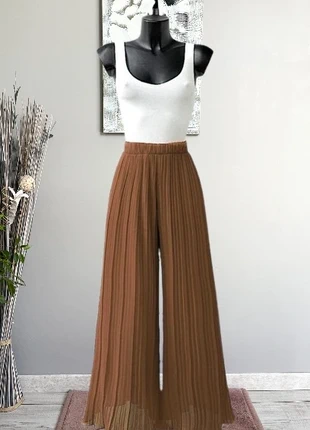 Pantalon femme taille 40-L 🌺, marque: Boutique Parisienne, état: Très bon état, taille: L / 40 / 12, 29,00 €, 31,15 € Protection acheteurs (Pro) incluse