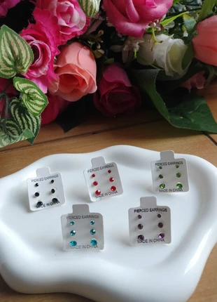 Au choix neuf / Lot 3 boucles d'oreilles pierres, marke: Boutique indépendante, zustand: Neu, mit Etikett, 2,50 €, 3,33 € inklusive Vinted-Käuferschutz