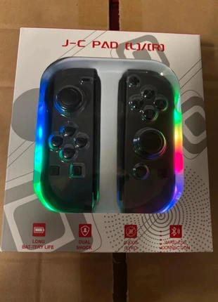 🎮 Manette Switch - Joy-Con Noir Compatibles Toutes Consoles ! 🖤, marque: manette switch, état: Neuf avec étiquette, 20,00 €, 21,70 € Protection acheteurs (Pro) incluse