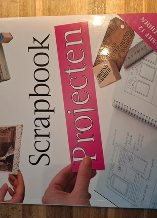 Scrapbook projecten, merk: Hobbycraft, staat: Goed, € 4,00, € 4,90 inclusief Kopersbescherming