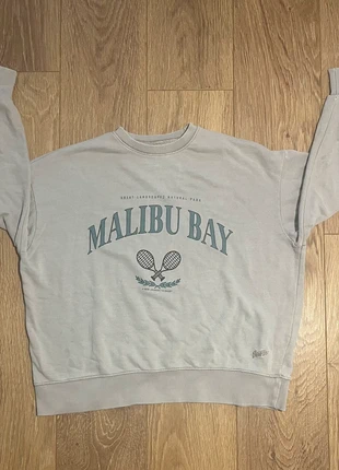 Pull&Bear “Malibu Bay” sweatshirt, marque: Pull & Bear, état: Bon état, taille: XS / 34 / 6, 3,00 €, 3,85 € Protection acheteurs incluse