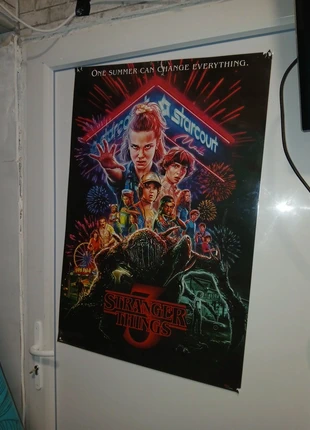 Affiche stranger things, marque: Stranger Things, état: Satisfaisant, 4,00 €, 4,90 € Protection acheteurs incluse