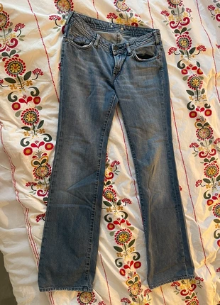 Jeans taille basse, marque: GUESS, état: Très bon état, taille: S / 36 / 8, 8,00 €, 9,10 € Protection acheteurs incluse