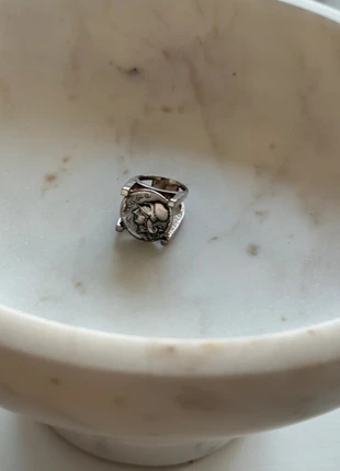 Anello Gerardo Sacco, marke: Gerardo Sacco, zustand: Neu, größe: 49.3 mm / 15.7 mm Ø, 75,00 €, 79,45 € inklusive Vinted-Käuferschutz