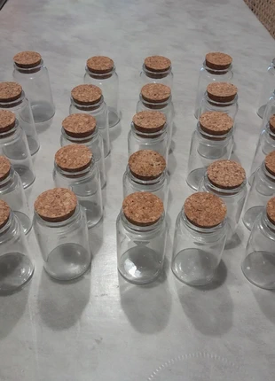 Lot de 25 fioles en verres, marque: Boutique indépendante, état: Neuf sans étiquette, 15,00 €, 16,45 € Protection acheteurs incluse