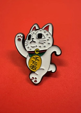 Turbo Nonna Dandadan enamel pin, marque: NO LABEL, état: Très bon état, 5,00 €, 5,95 € Protection acheteurs incluse