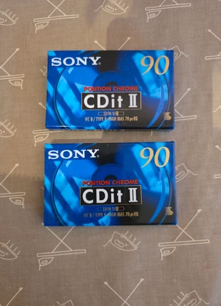 Lege cassettebandjes, staat: Als nieuw, € 10,00, € 11,20 inclusief Kopersbescherming