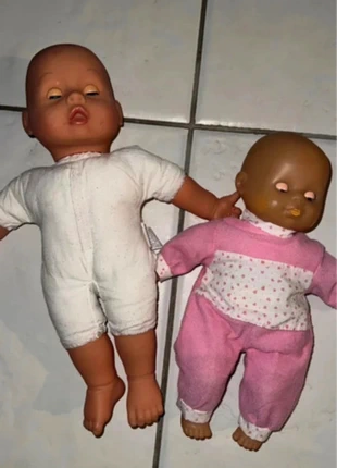 Lot de 2 poupées bébé vintage, zustand: Gut, größe: 18–24 Monate / 86, 3,00 €, 3,85 € inklusive Vinted-Käuferschutz