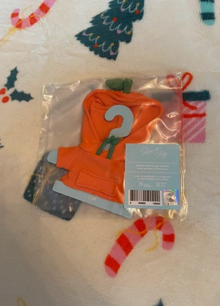 Mini plush outfit, merk: Stray Kids, staat: Heel goed, maat: Universeel, € 25,00, € 26,95 inclusief Kopersbescherming