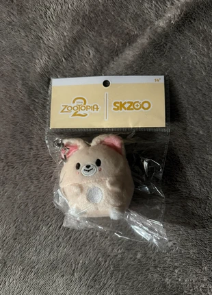 Foxiny Jeongin skzoo x zootopia uffufy plush official Stray kids, marque: Stray Kids, état: Très bon état, taille: Taille unique, 40,00 €, 42,70 € Protection acheteurs incluse