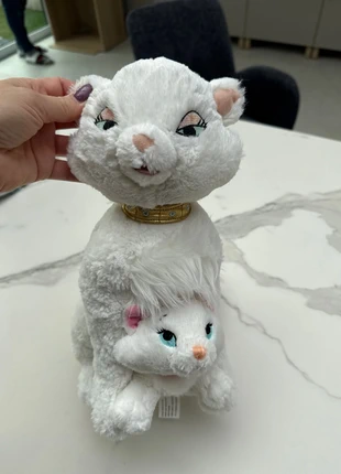 Véritable peluche Marie avec son bébé des aristochats, marque: Disneyland Paris, état: Très bon état, taille: Taille unique, 15,00 €, 16,45 € Protection acheteurs incluse