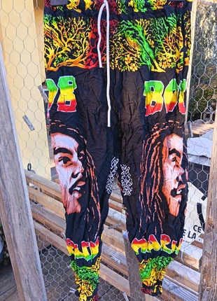 Sarouel Bob Marley, marque: Inconnu, état: Très bon état, taille: L / 40 / 12, 4,00 €, 4,90 € Protection acheteurs incluse