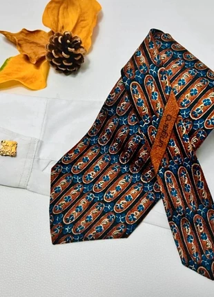 Cravate Ungaro Paris Neuve - vintage - soie marron médaillon bleu fleuri - 9,5 cm, marque: Ungaro, état: Neuf sans étiquette, 29,00 €, 31,15 € Protection acheteurs (Pro) incluse