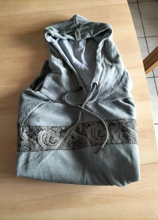 Sweat a capuche sixth june taille M, brand: June, condition: Very good, size: M, €6.50, €7.53 includes Buyer Protection