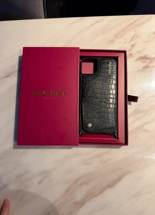 Dutchies crocodile chic iPhone 15 plus, merk: Dutchies, staat: Heel goed, € 6,00, € 7,00 inclusief Kopersbescherming
