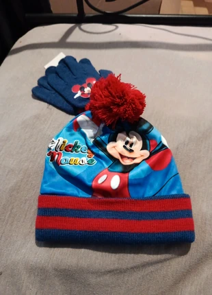 Ensemble bonnet et gants, brand: Disney, condition: New with tags, size: One size, €8.00, €9.10 includes Buyer Protection